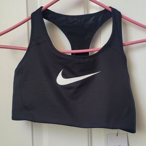 Nike Women's Victory High Support Sports Bra Black White